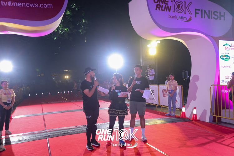 Race photo from ONE RUN 10 K