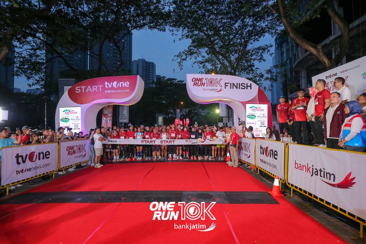 Race photo from ONE RUN 10 K