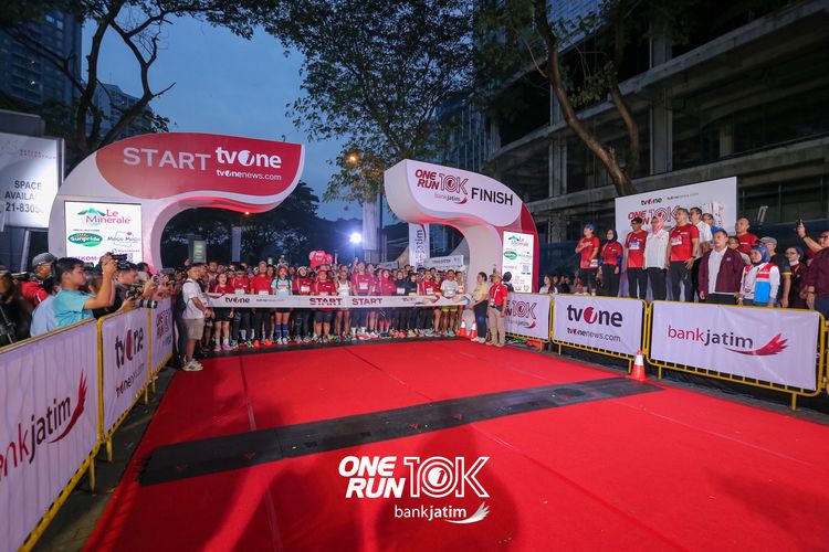 Race photo from ONE RUN 10 K