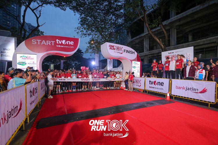 Race photo from ONE RUN 10 K