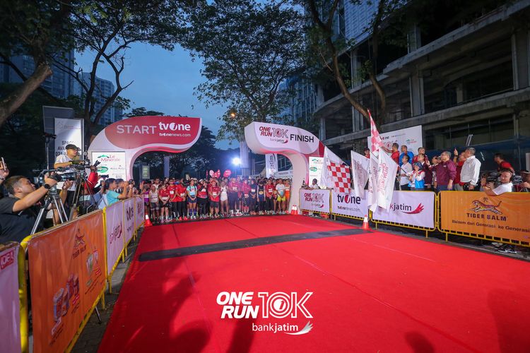 Race photo from ONE RUN 10 K