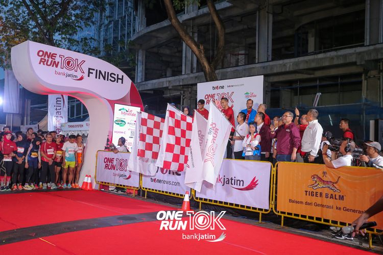 Race photo from ONE RUN 10 K