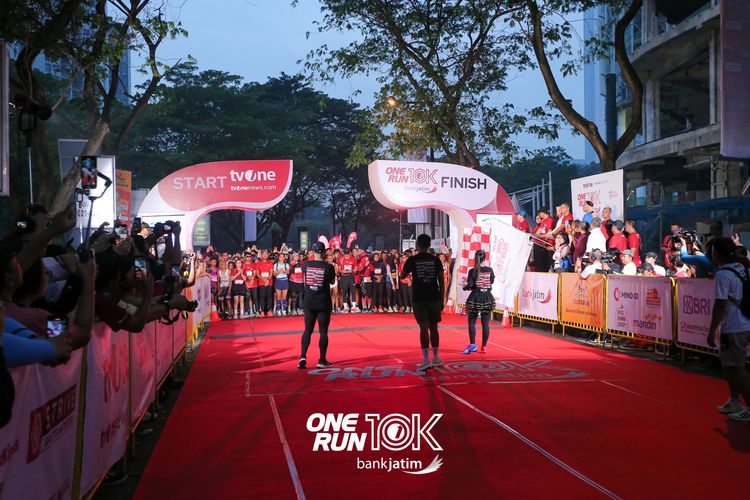 Race photo from ONE RUN 10 K
