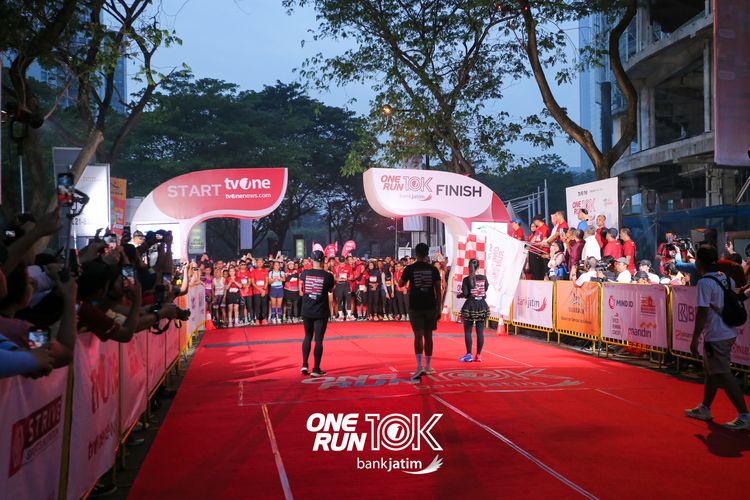 Race photo from ONE RUN 10 K