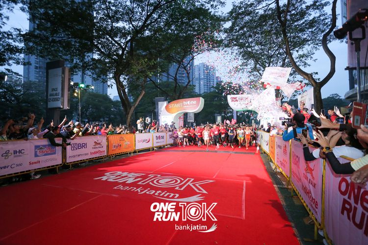 Race photo from ONE RUN 10 K