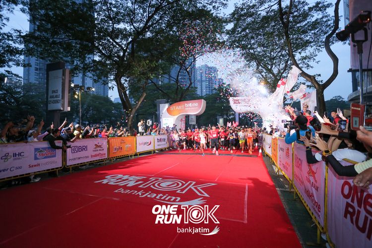 Race photo from ONE RUN 10 K