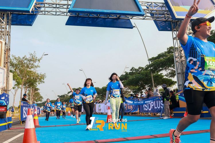 Race photo from ISOPlus Run 2024 Jakarta