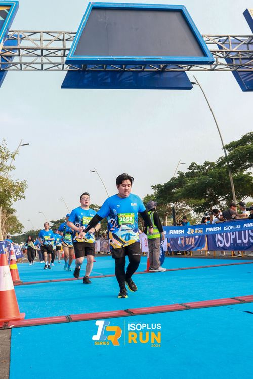 Race photo from ISOPlus Run 2024 Jakarta