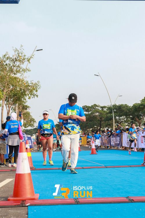 Race photo from ISOPlus Run 2024 Jakarta