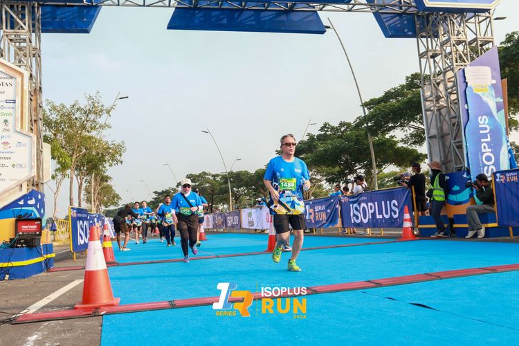 Race photo from ISOPlus Run 2024 Jakarta
