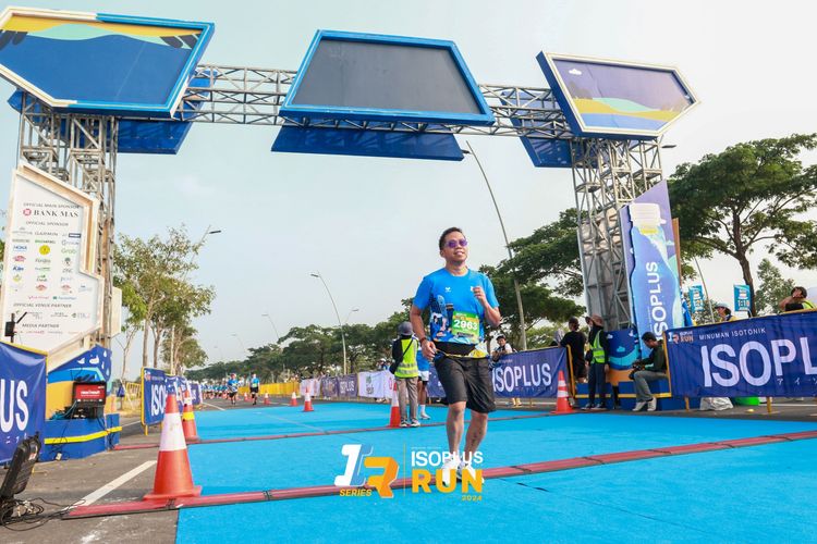 Race photo from ISOPlus Run 2024 Jakarta