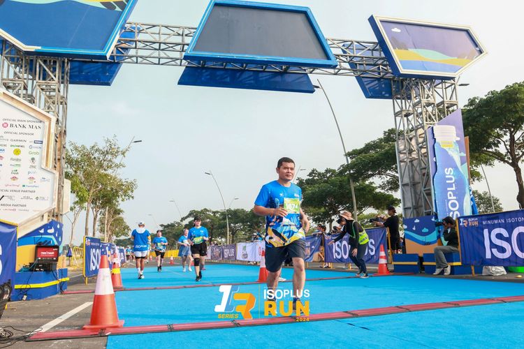 Race photo from ISOPlus Run 2024 Jakarta