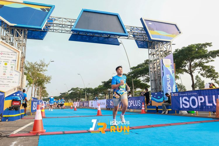 Race photo from ISOPlus Run 2024 Jakarta
