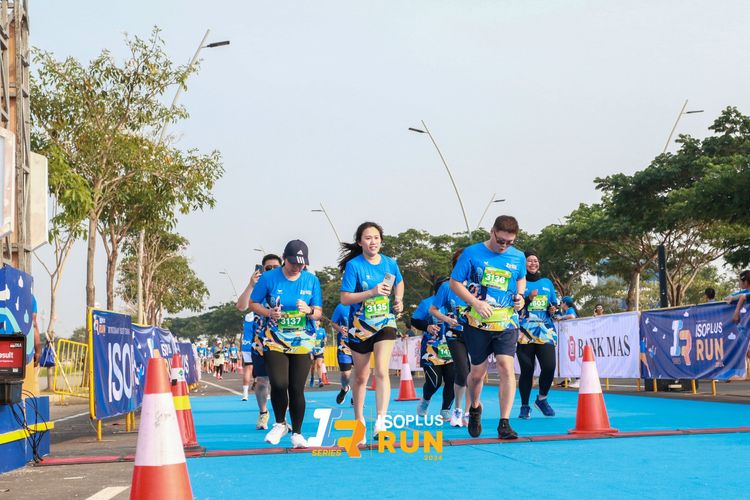 Race photo from ISOPlus Run 2024 Jakarta
