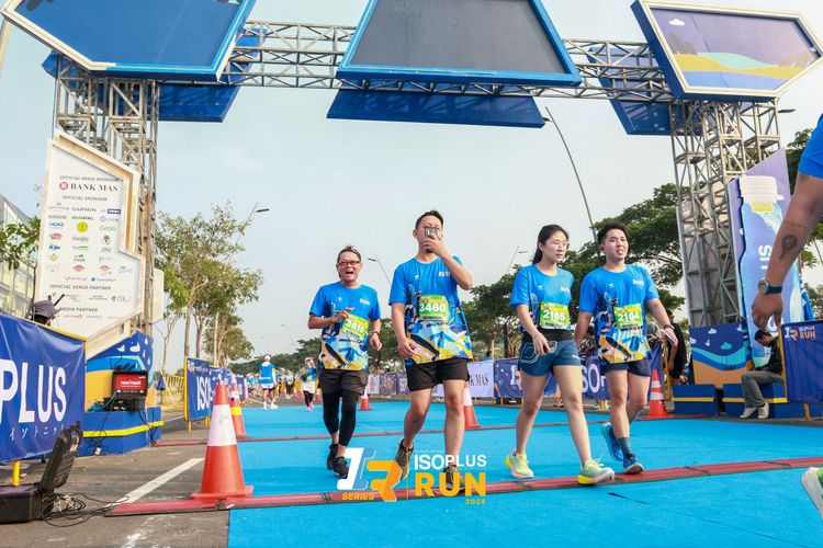 Race photo from ISOPlus Run 2024 Jakarta