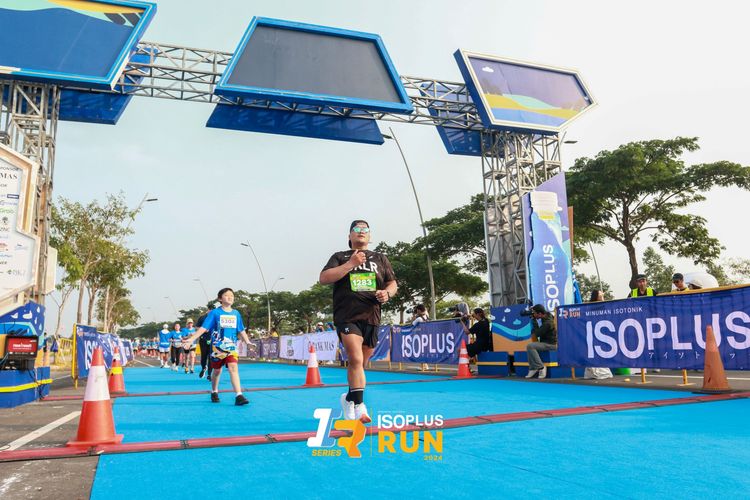Race photo from ISOPlus Run 2024 Jakarta