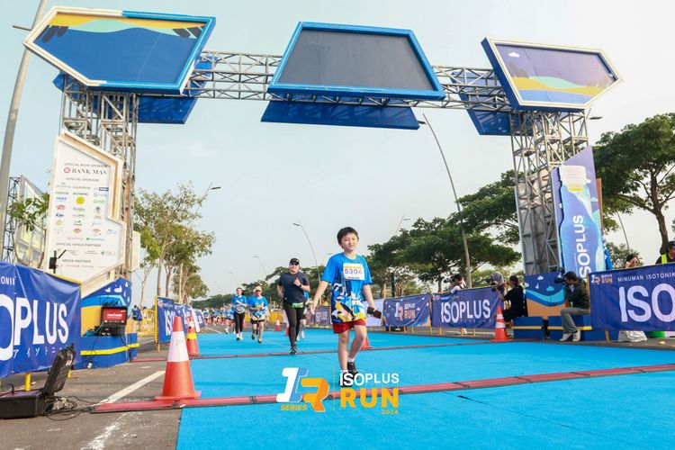 Race photo from ISOPlus Run 2024 Jakarta