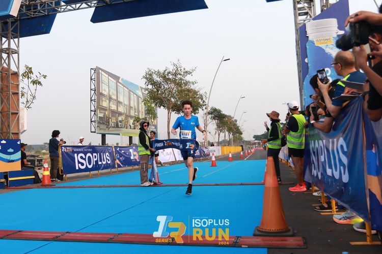 Race photo from ISOPlus Run 2024 Jakarta