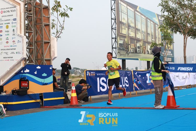 Race photo from ISOPlus Run 2024 Jakarta