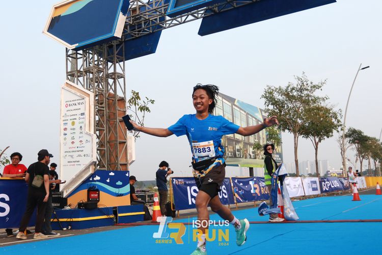 Race photo from ISOPlus Run 2024 Jakarta