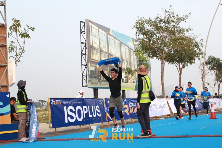 Race photo from ISOPlus Run 2024 Jakarta