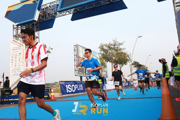 Race photo from ISOPlus Run 2024 Jakarta