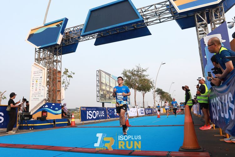 Race photo from ISOPlus Run 2024 Jakarta