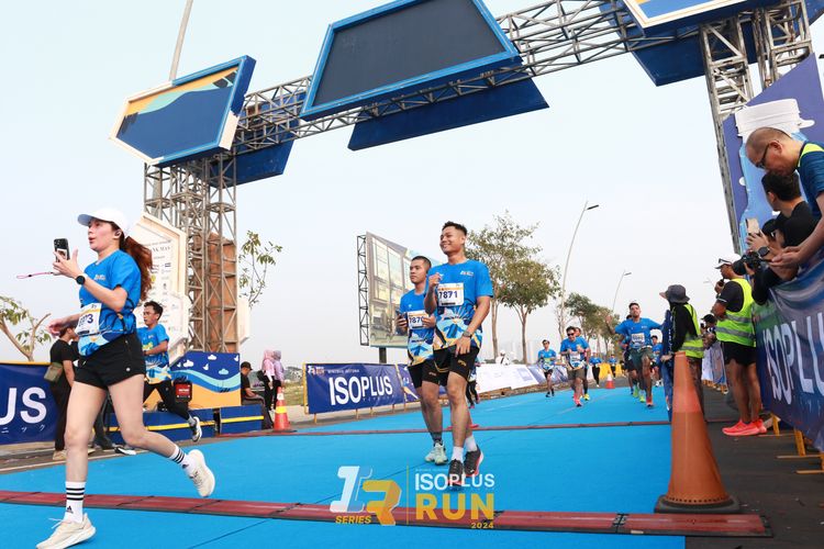 Race photo from ISOPlus Run 2024 Jakarta