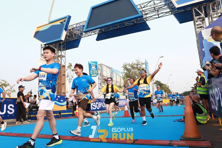 Race photo from ISOPlus Run 2024 Jakarta