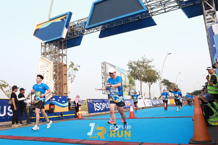 Race photo from ISOPlus Run 2024 Jakarta