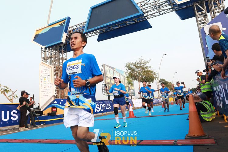 Race photo from ISOPlus Run 2024 Jakarta