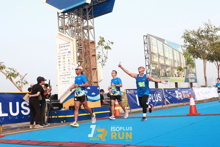 Race photo from ISOPlus Run 2024 Jakarta