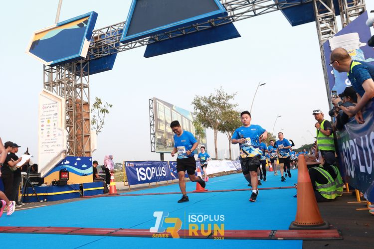 Race photo from ISOPlus Run 2024 Jakarta