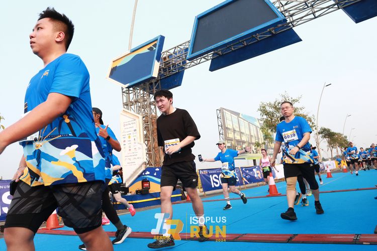 Race photo from ISOPlus Run 2024 Jakarta