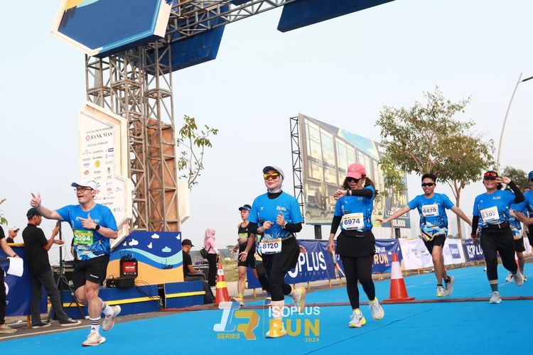Race photo from ISOPlus Run 2024 Jakarta
