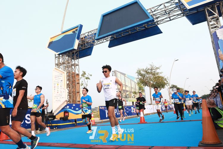 Race photo from ISOPlus Run 2024 Jakarta