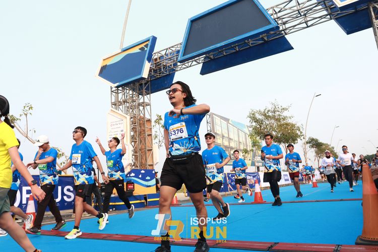 Race photo from ISOPlus Run 2024 Jakarta
