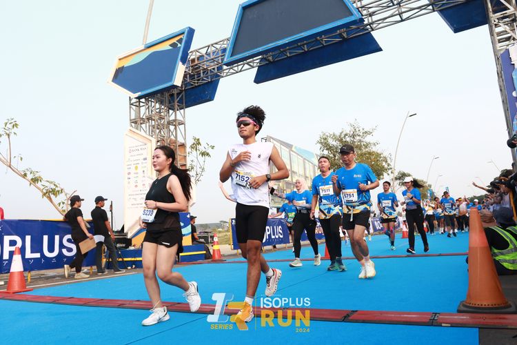 Race photo from ISOPlus Run 2024 Jakarta