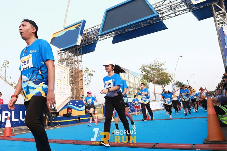 Race photo from ISOPlus Run 2024 Jakarta