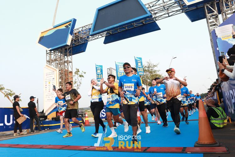 Race photo from ISOPlus Run 2024 Jakarta