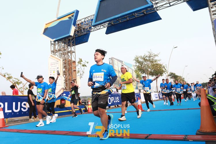 Race photo from ISOPlus Run 2024 Jakarta