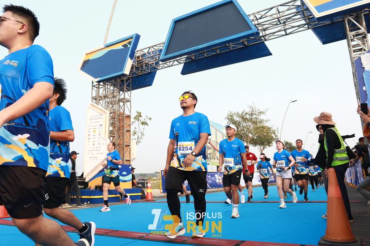 Race photo from ISOPlus Run 2024 Jakarta