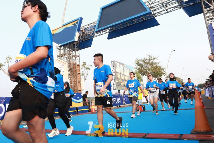 Race photo from ISOPlus Run 2024 Jakarta