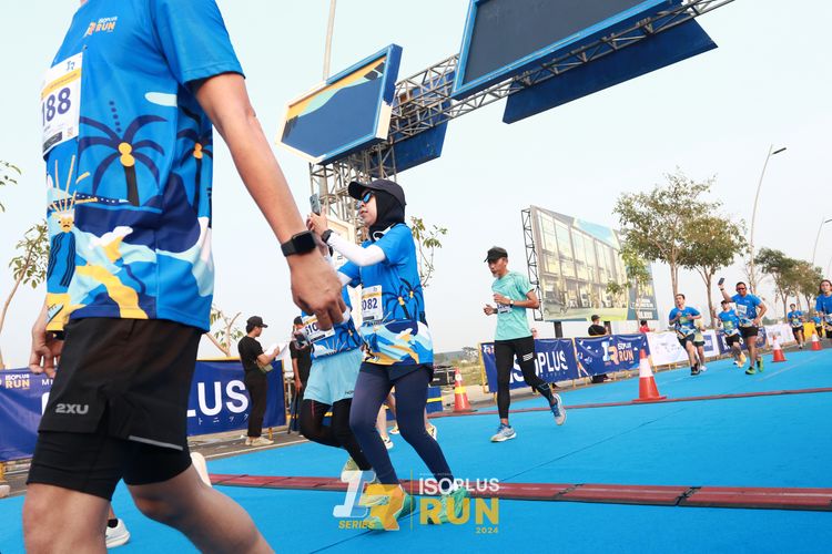 Race photo from ISOPlus Run 2024 Jakarta