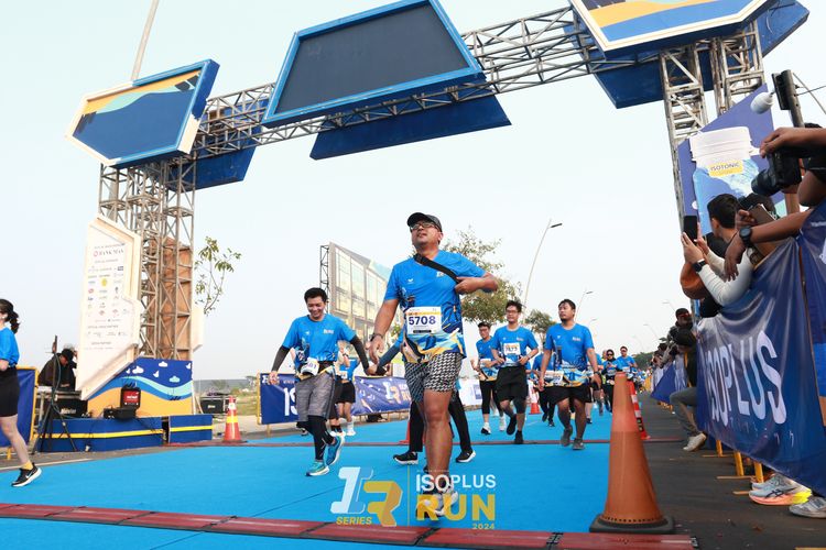 Race photo from ISOPlus Run 2024 Jakarta