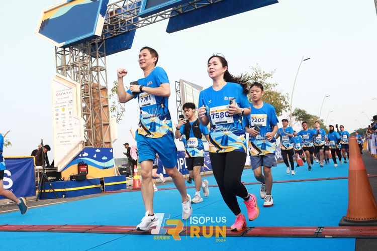Race photo from ISOPlus Run 2024 Jakarta
