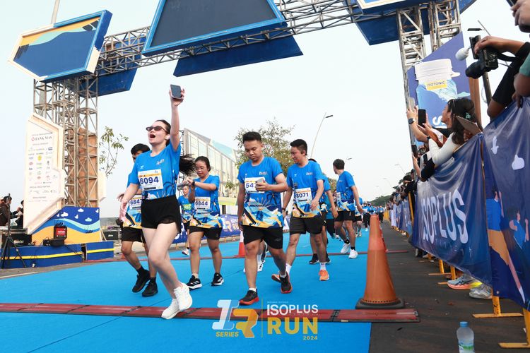 Race photo from ISOPlus Run 2024 Jakarta