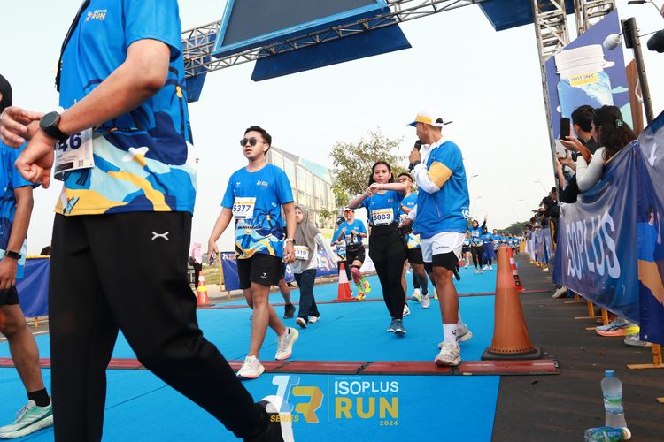 Race photo from ISOPlus Run 2024 Jakarta