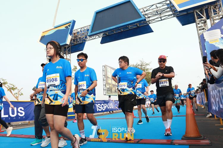 Race photo from ISOPlus Run 2024 Jakarta