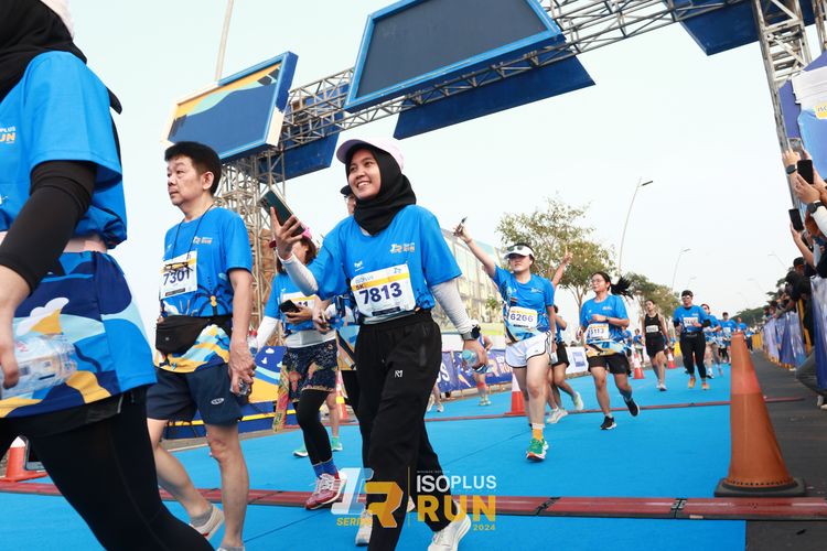 Race photo from ISOPlus Run 2024 Jakarta